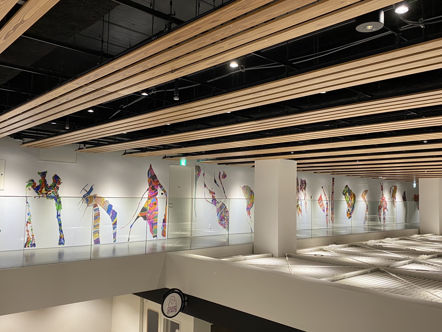 大路裕也による壁面アート
